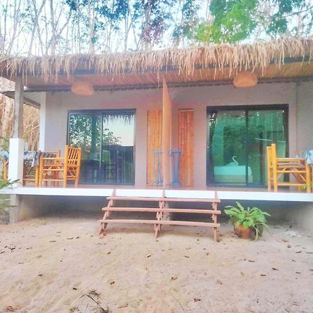 Phurin Thara Resort Koh Lanta Exterior foto
