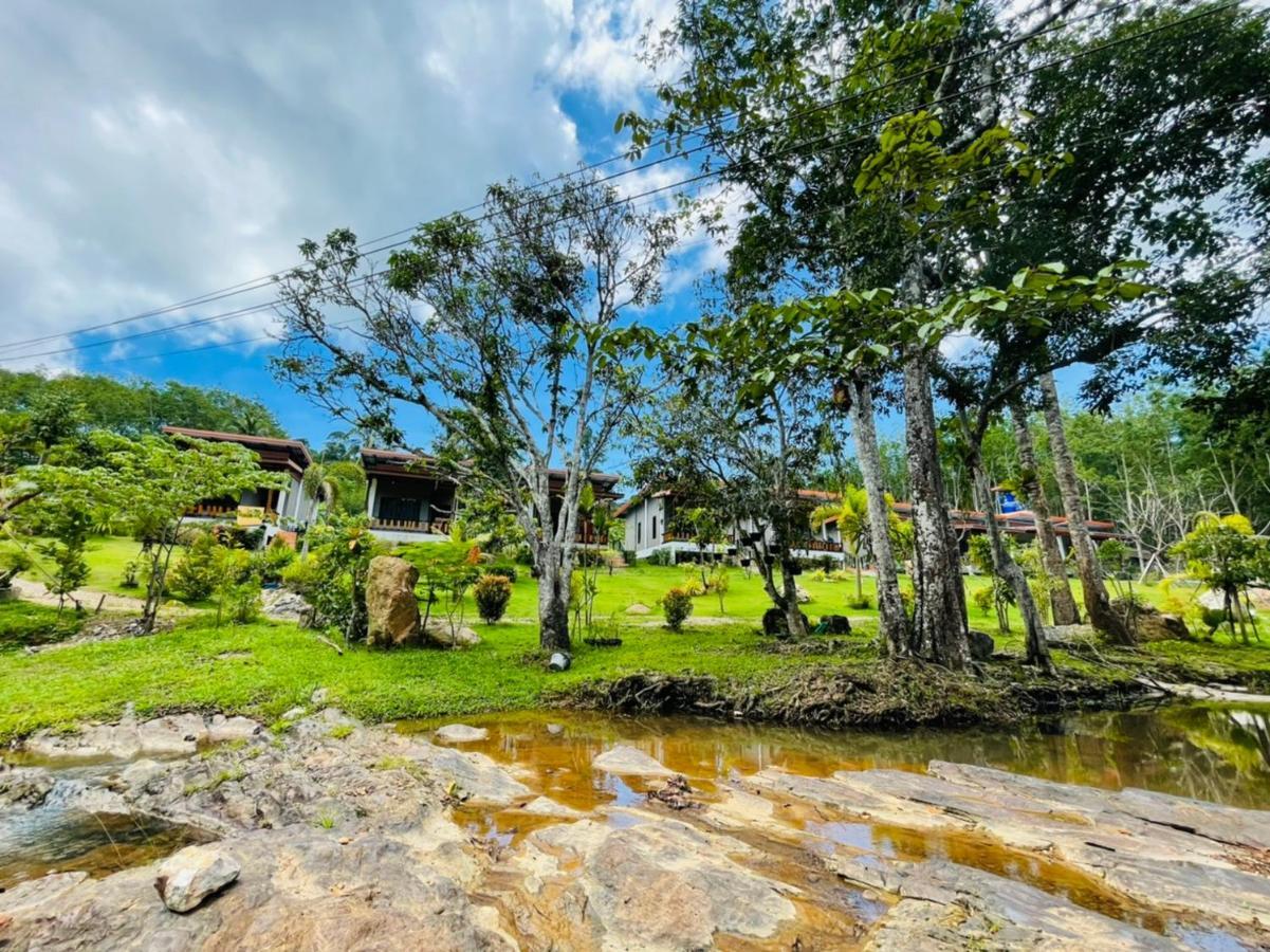 Phurin Thara Resort Koh Lanta Exterior foto