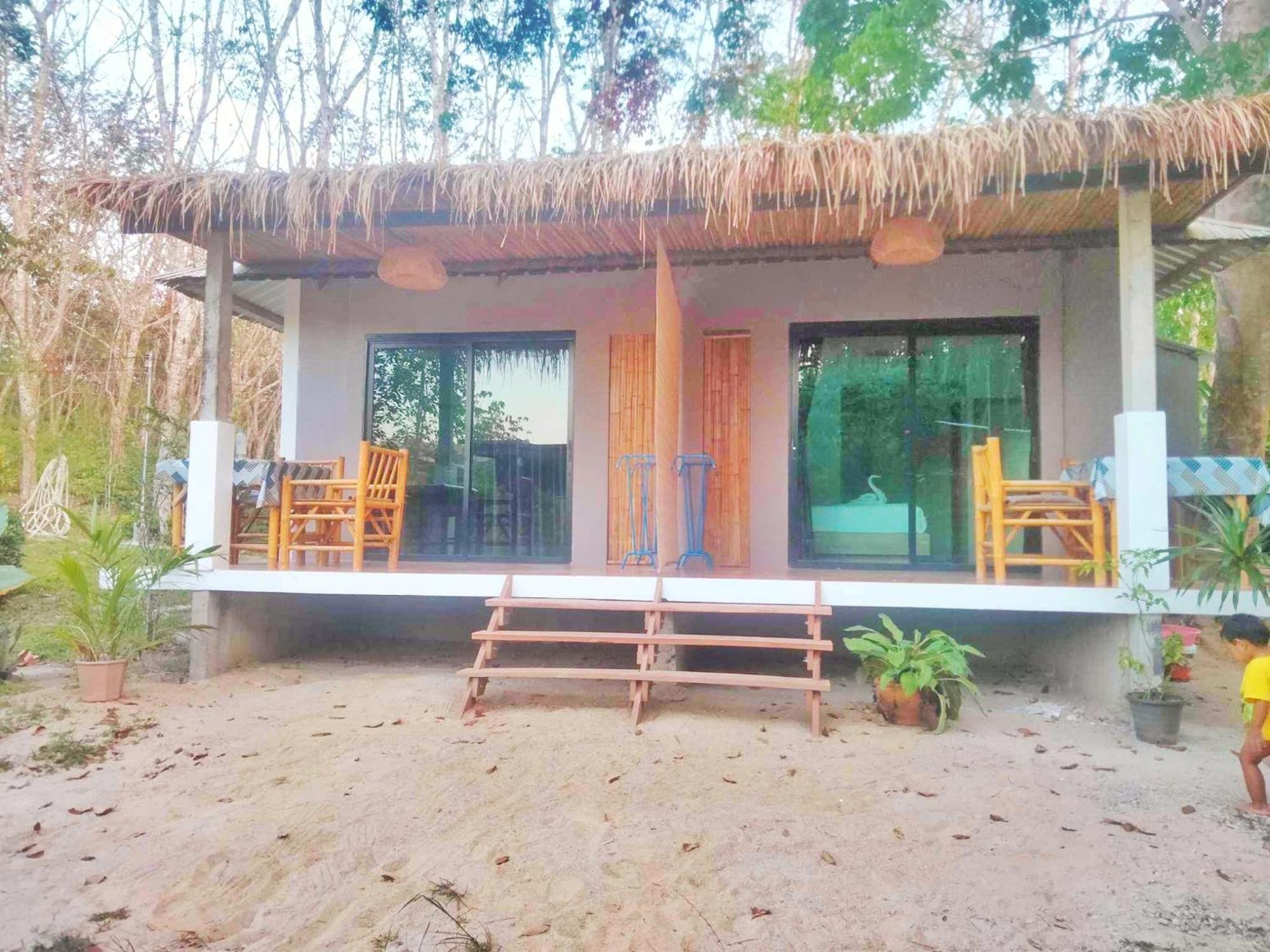 Phurin Thara Resort Koh Lanta Exterior foto