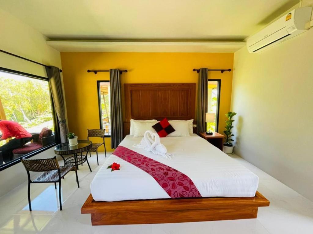Phurin Thara Resort Koh Lanta Exterior foto